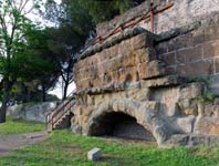 Arco dell’acquedotto Marcio - opera quadrata