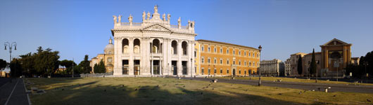 Panoramica di piazza San Giovanni in Laterano